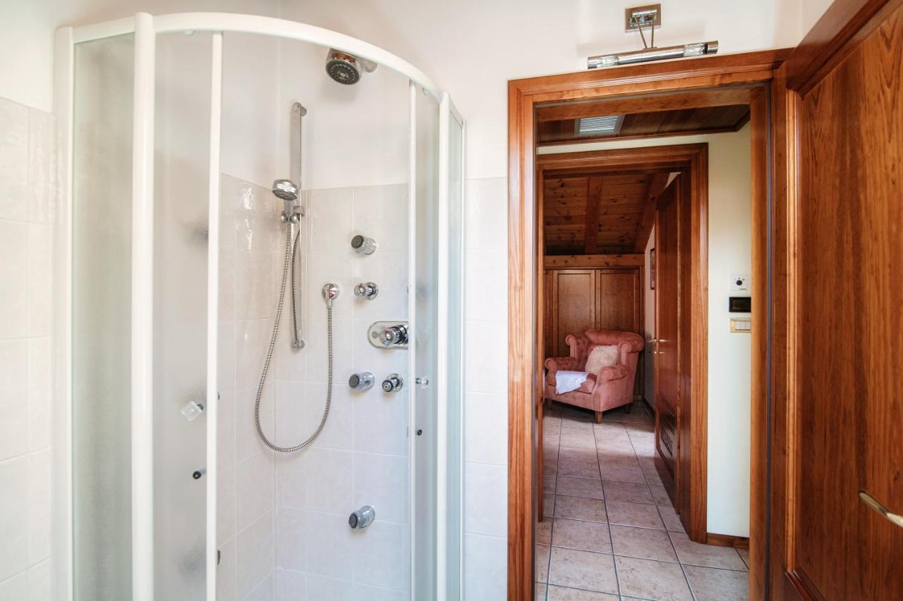 Charming & Luxury Villa Como Lake Luaran gambar