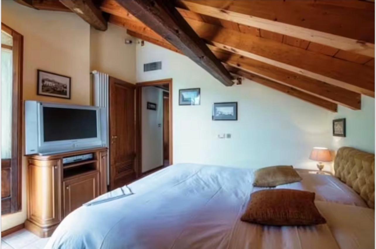 Charming & Luxury Villa Como Lake Luaran gambar
